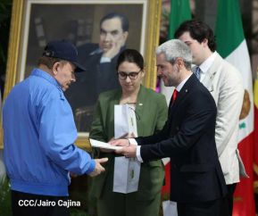 Presidente Daniel Ortega recibe Cartas Credenciales de nuevos embajadores