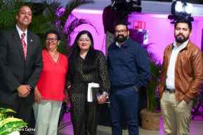 Presidente Daniel y Compañera Rosario en comunicación con las familias nicaragüenses