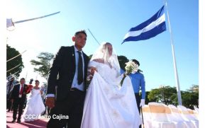 Tu Nueva Radio Ya: 263 parejas se dieron el "Sí, quiero" en bodas masivas