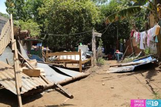 Continúa entrega de viviendas solidarias a familias de la capital afectadas por sismos