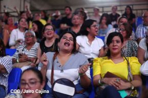 Una noche con la energía de Pandora y Flans