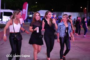 Una noche con la energía de Pandora y Flans