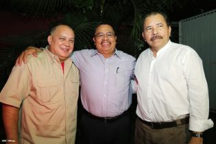 Daniel y Rosario se reúnen con delegación venezolana de alto nivel encabezada por Diosdado Cabello
