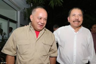 Daniel y Rosario se reúnen con delegación venezolana de alto nivel encabezada por Diosdado Cabello