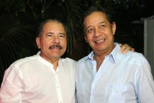 Daniel y Rosario se reúnen con delegación venezolana de alto nivel encabezada por Diosdado Cabello