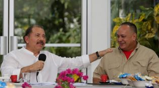 Daniel y Rosario se reúnen con delegación venezolana de alto nivel encabezada por Diosdado Cabello