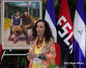 ¡Puño en Alto! ¡Libro Abierto!: 43 aniversario de la Gran Cruzada Nacional de Alfabetización