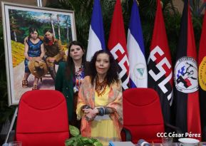 ¡Puño en Alto! ¡Libro Abierto!: 43 aniversario de la Gran Cruzada Nacional de Alfabetización