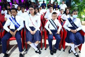 ¡Puño en Alto! ¡Libro Abierto!: 43 aniversario de la Gran Cruzada Nacional de Alfabetización