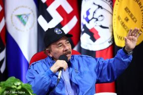 ¡Puño en Alto! ¡Libro Abierto!: 43 aniversario de la Gran Cruzada Nacional de Alfabetización