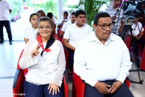 ¡Puño en Alto! ¡Libro Abierto!: 43 aniversario de la Gran Cruzada Nacional de Alfabetización