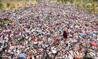 Cardenal Brenes participa en Viacrucis Penitencial