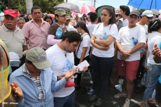 Cardenal Brenes participa en Viacrucis Penitencial