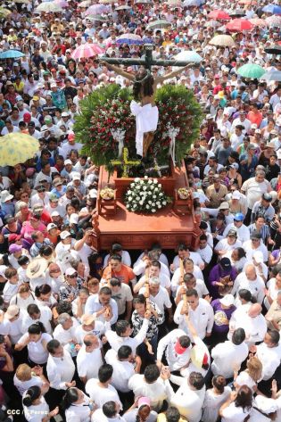 Cardenal Brenes participa en Viacrucis Penitencial
