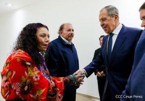 Presidente Daniel Ortega y Vicepresidenta Rosario Murillo en encuentro con Canciller de Rusia, Serguéi Lavrov