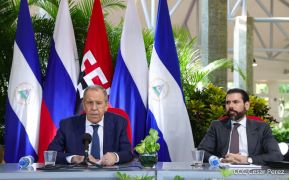 Presidente Daniel Ortega y Vicepresidenta Rosario Murillo en encuentro con Canciller de Rusia, Serguéi Lavrov