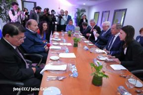 Presidente Daniel Ortega y Vicepresidenta Rosario Murillo en encuentro con Canciller de Rusia, Serguéi Lavrov