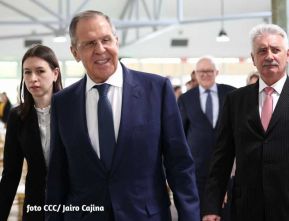 Presidente Daniel Ortega y Vicepresidenta Rosario Murillo en encuentro con Canciller de Rusia, Serguéi Lavrov