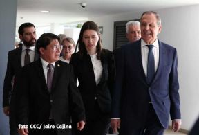 Presidente Daniel Ortega y Vicepresidenta Rosario Murillo en encuentro con Canciller de Rusia, Serguéi Lavrov