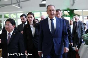 Presidente Daniel Ortega y Vicepresidenta Rosario Murillo en encuentro con Canciller de Rusia, Serguéi Lavrov