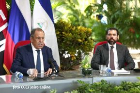 Presidente Daniel Ortega y Vicepresidenta Rosario Murillo en encuentro con Canciller de Rusia, Serguéi Lavrov