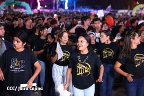 Noche de avivamiento y adoración en la vigilia de Ríos de Agua Viva