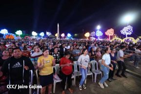 Noche de avivamiento y adoración en la vigilia de Ríos de Agua Viva