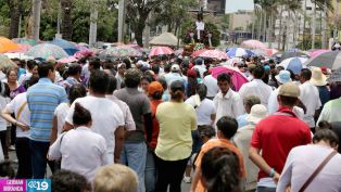 Cardenal Brenes participa en Viacrucis Penitencial