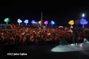 Noche de avivamiento y adoración en la vigilia de Ríos de Agua Viva