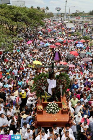 Cardenal Brenes participa en Viacrucis Penitencial