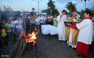 Cardenal Brenes: "Dios ha resucitado"