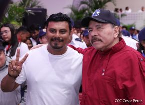 Conmemoración del 128 aniversario del natalicio del General Augusto C. Sandino