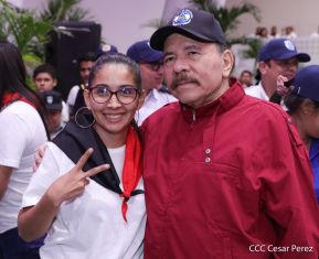 Conmemoración del 128 aniversario del natalicio del General Augusto C. Sandino