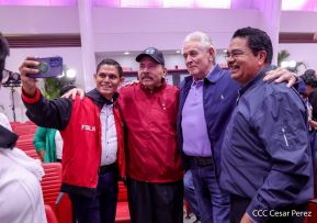 Conmemoración del 128 aniversario del natalicio del General Augusto C. Sandino