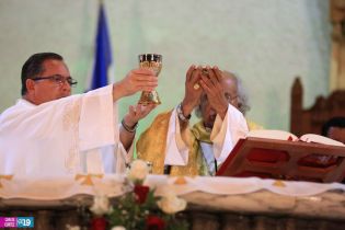 Cardenal Brenes: "Dios ha resucitado"