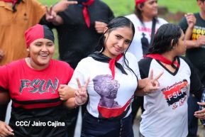 Caminata en honor a la gesta heroica de la Colina 110