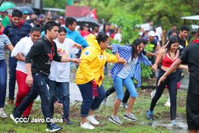 Caminata en honor a la gesta heroica de la Colina 110