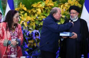 Presidente Daniel Ortega y Vicepresidenta Rosario Murillo en Acto de Clausura de la Visita del Presidente de Irán