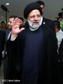 Presidente Daniel Ortega y Vicepresidenta Rosario Murillo en Acto de Clausura de la Visita del Presidente de Irán