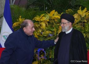 Presidente Daniel Ortega y Vicepresidenta Rosario Murillo en Acto de Clausura de la Visita del Presidente de Irán