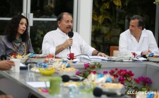 Presidente Daniel y Compañera Rosario sostienen encuentro con Canciller de México