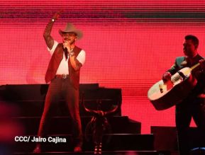 Así se vivió el concierto de Christian Nodal en Nicaragua