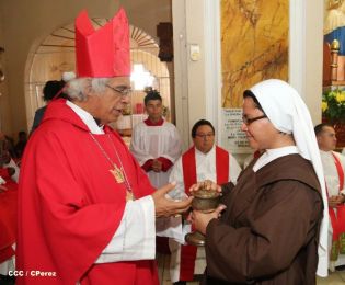 Cardenal Brenes oficia solemne misa en honor a San Marcos Evangelista