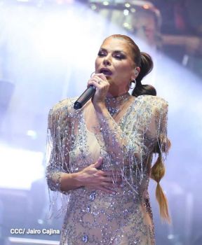 Esto fue lo que se vivió en el concierto de Olga Tañón y Eddy Herrera