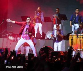 Esto fue lo que se vivió en el concierto de Olga Tañón y Eddy Herrera