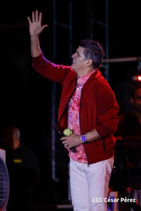 Esto fue lo que se vivió en el concierto de Olga Tañón y Eddy Herrera