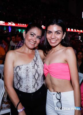 Esto fue lo que se vivió en el concierto de Olga Tañón y Eddy Herrera