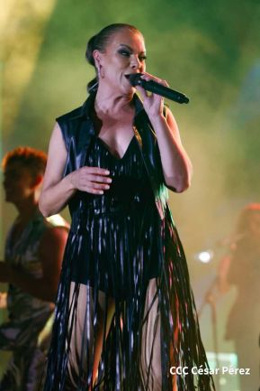 Esto fue lo que se vivió en el concierto de Olga Tañón y Eddy Herrera