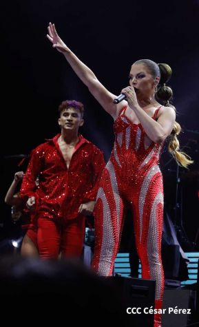 Esto fue lo que se vivió en el concierto de Olga Tañón y Eddy Herrera
