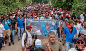 Militantes sandinistas participan en caminata en honor al Repliegue Táctico a Masaya